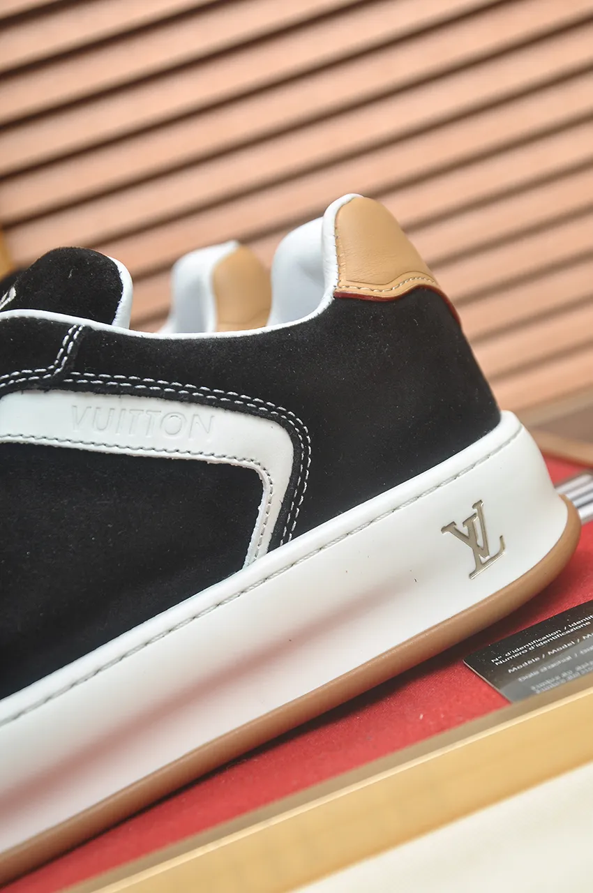 Men's shoes 💰680💶[LOUIS VUITTON] (original order) couple model 🍀LV Louis Vuitton * - top version of LV classic trendy shoes! Made of imported original cowhide, water-dyed cowhide lining, and original wear-resistant rubber outsole! High quality products! Size for women: 35-40. Men: 39-46 (45.46 customized)
